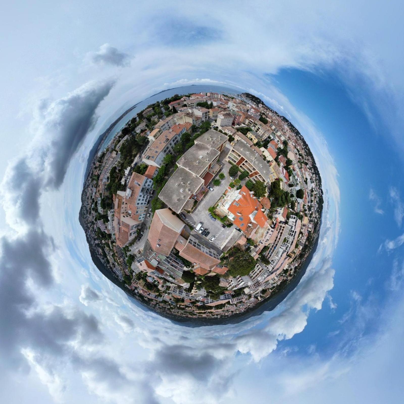 Sanary- La Vie Est Belle- Centre Ville 2 Minutes A Pied- Plage 5 Minutes ภายนอก รูปภาพ